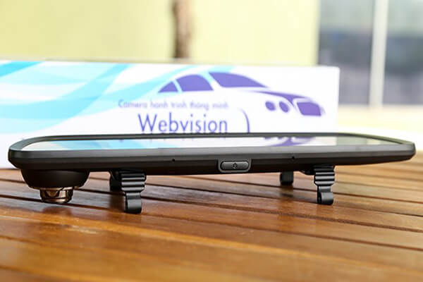 cạnh dưới của chiếc webvision m39