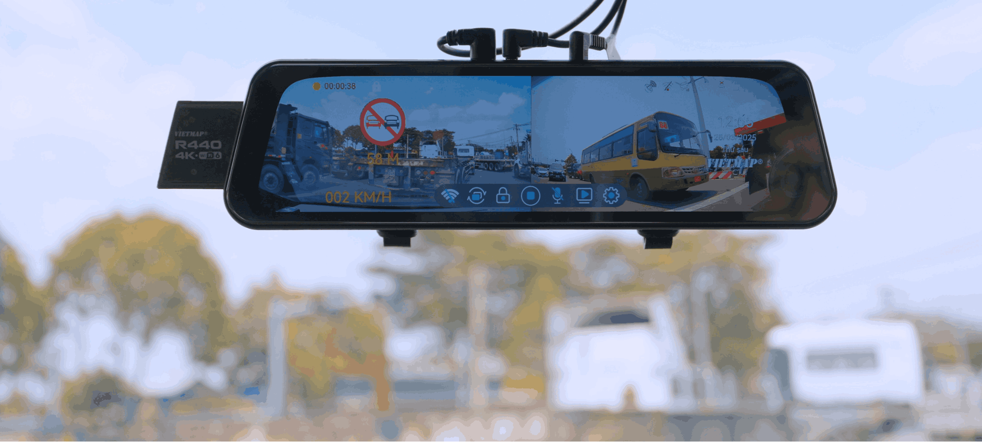 camera hành trình gương điện tử thông minh vietmap r440