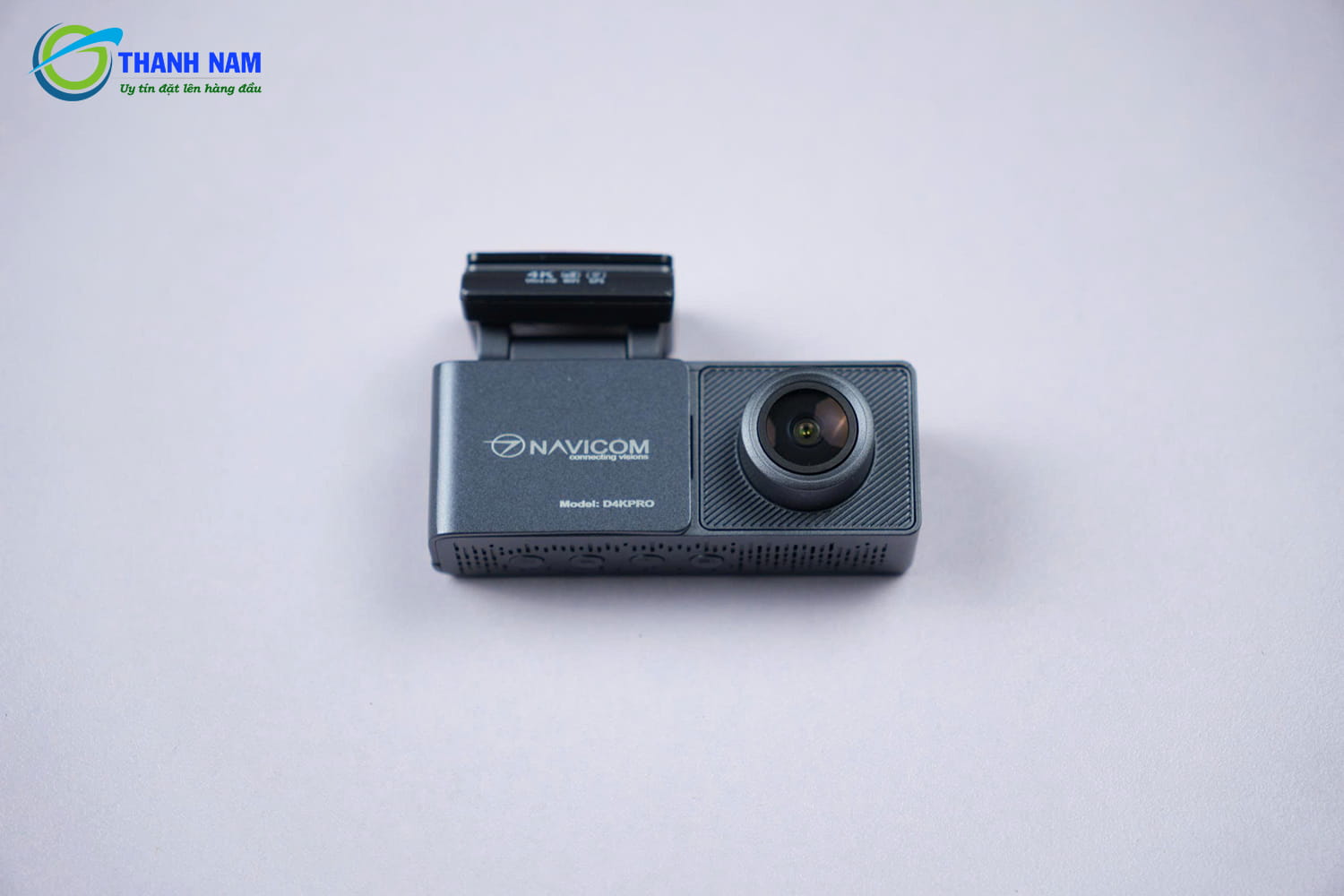 lắp đặt camera hành trình navicom d4k pro tích hợp wifi 4g ghi hình đỗ xe thông minh